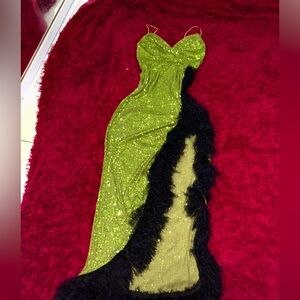 Elegant Green and Black Evening Dress